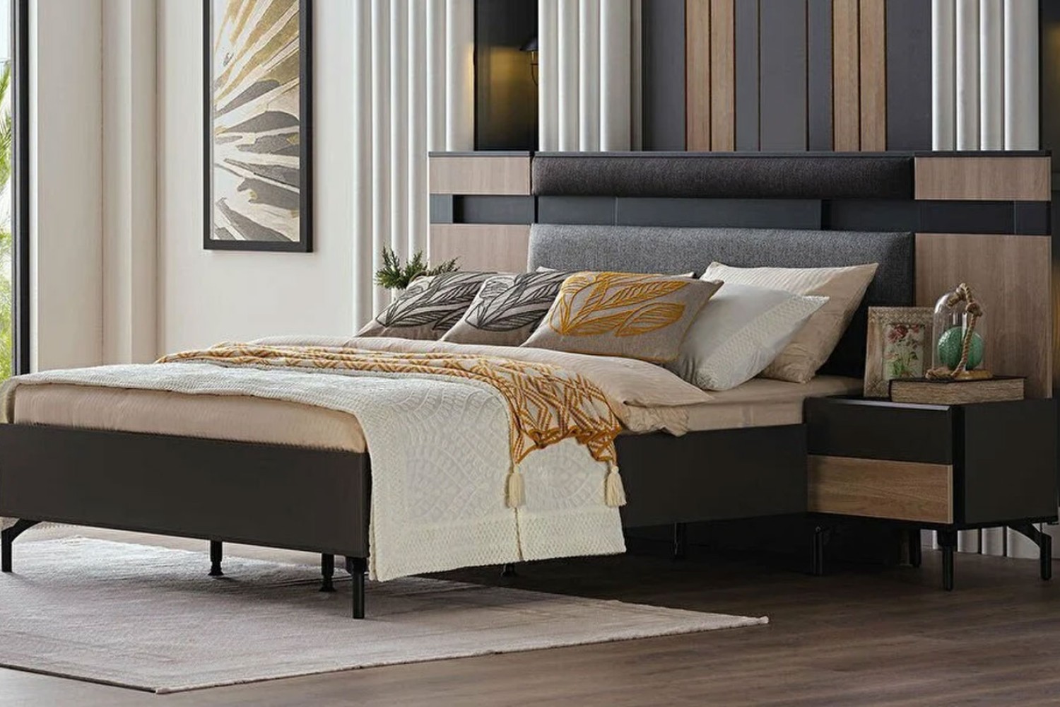 Lucida Bed 180