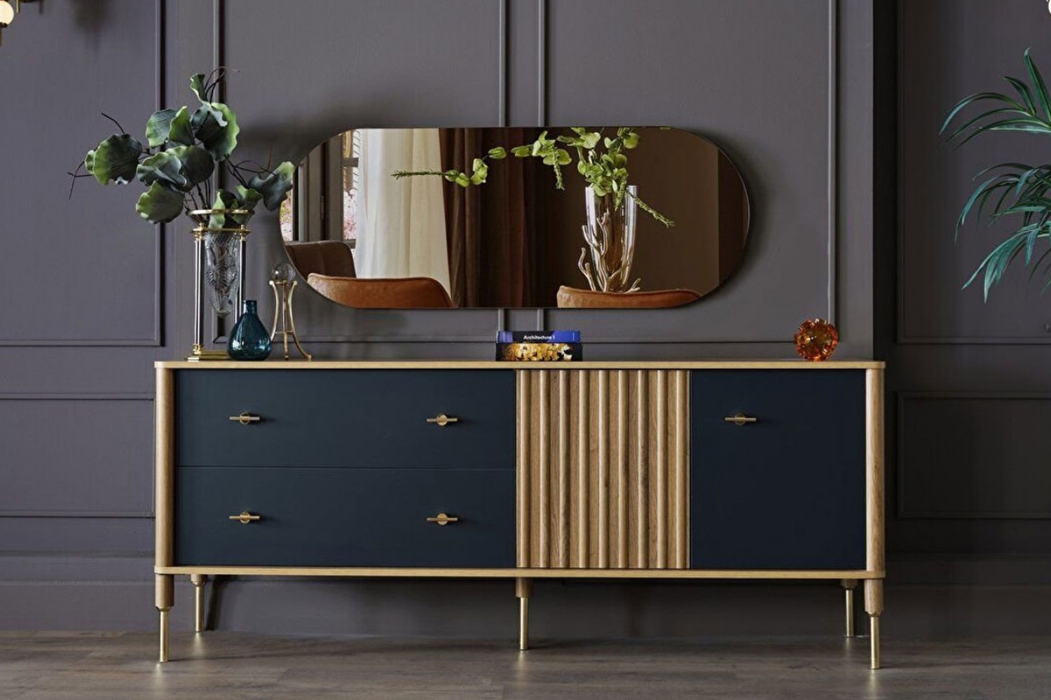 Venon Sideboard And Mirror